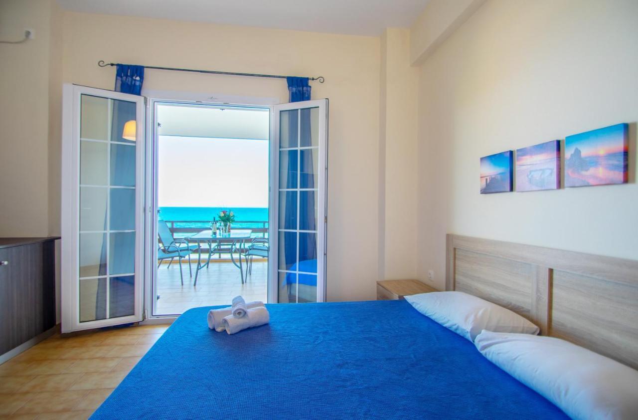 Paradiso Del Mare On The Beach By "Elite" Plános 외부 사진